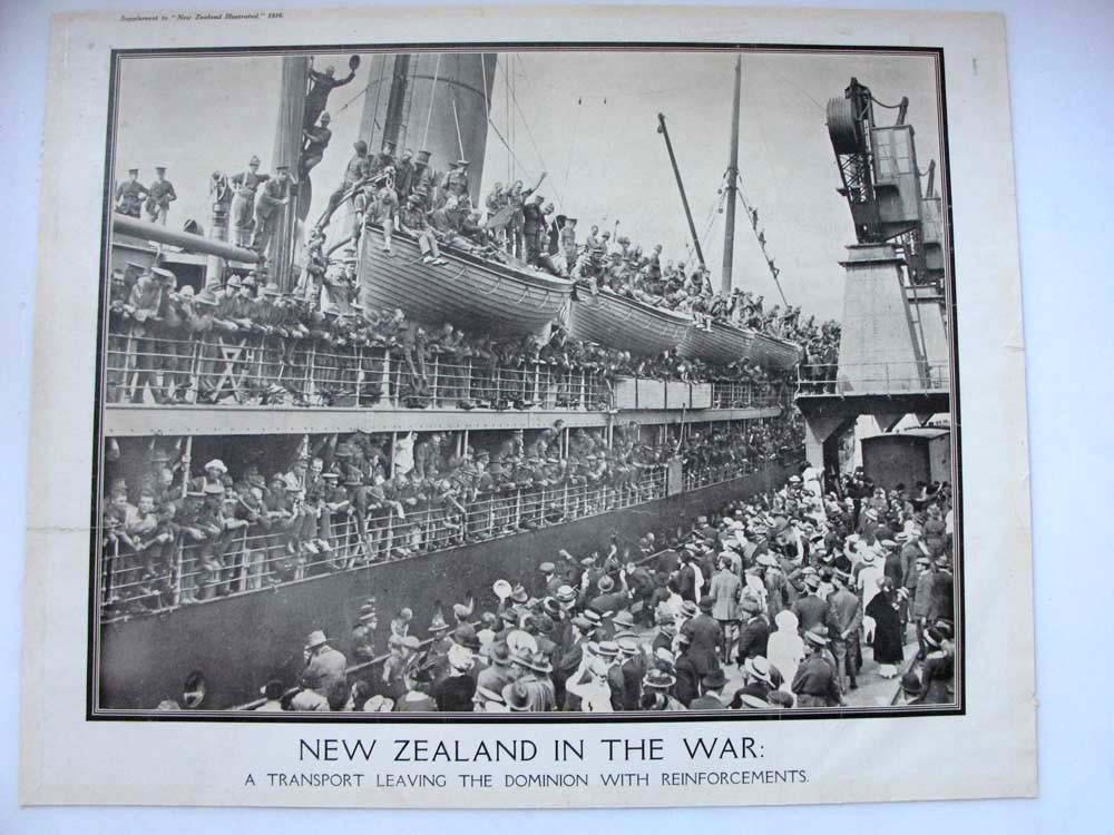 Ship leaving port in NZ with reinforcements 1916