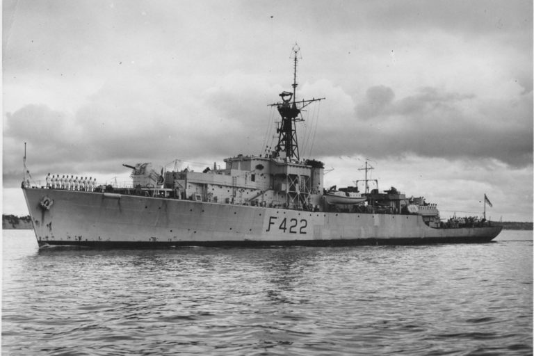 AAP 0050 HMNZS Hawea HMNZS Hawea