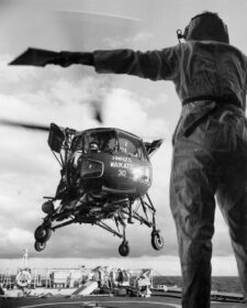 AAX 0006 Waikato Wasp deck landing Wasp deck landing on HMNZS Waikato