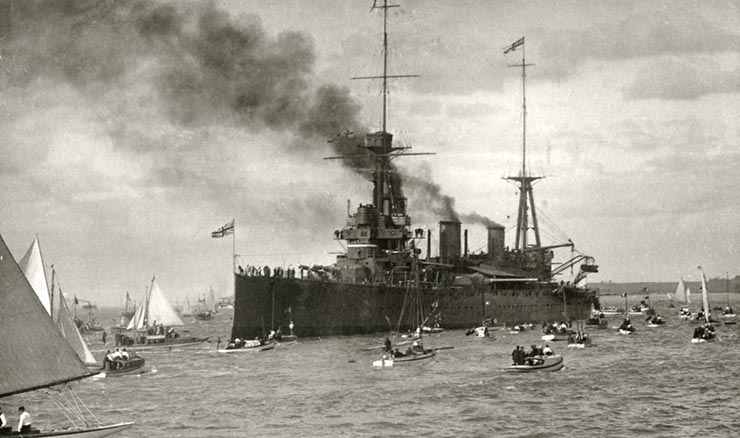 HMS New Zealand Arriving in Auckland, 1913