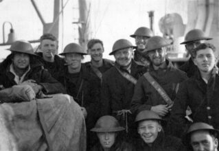 Achilles 0.5 Gun crew AUG 0232 Achilles 0.5 Gun crew The Battle of the River Plate