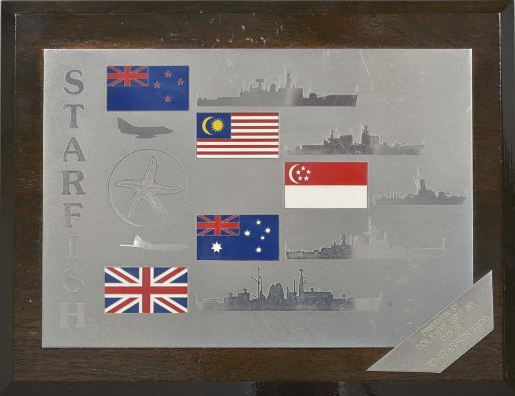 Plaque, Starfish 1990 Presented to HMNZS Waikato