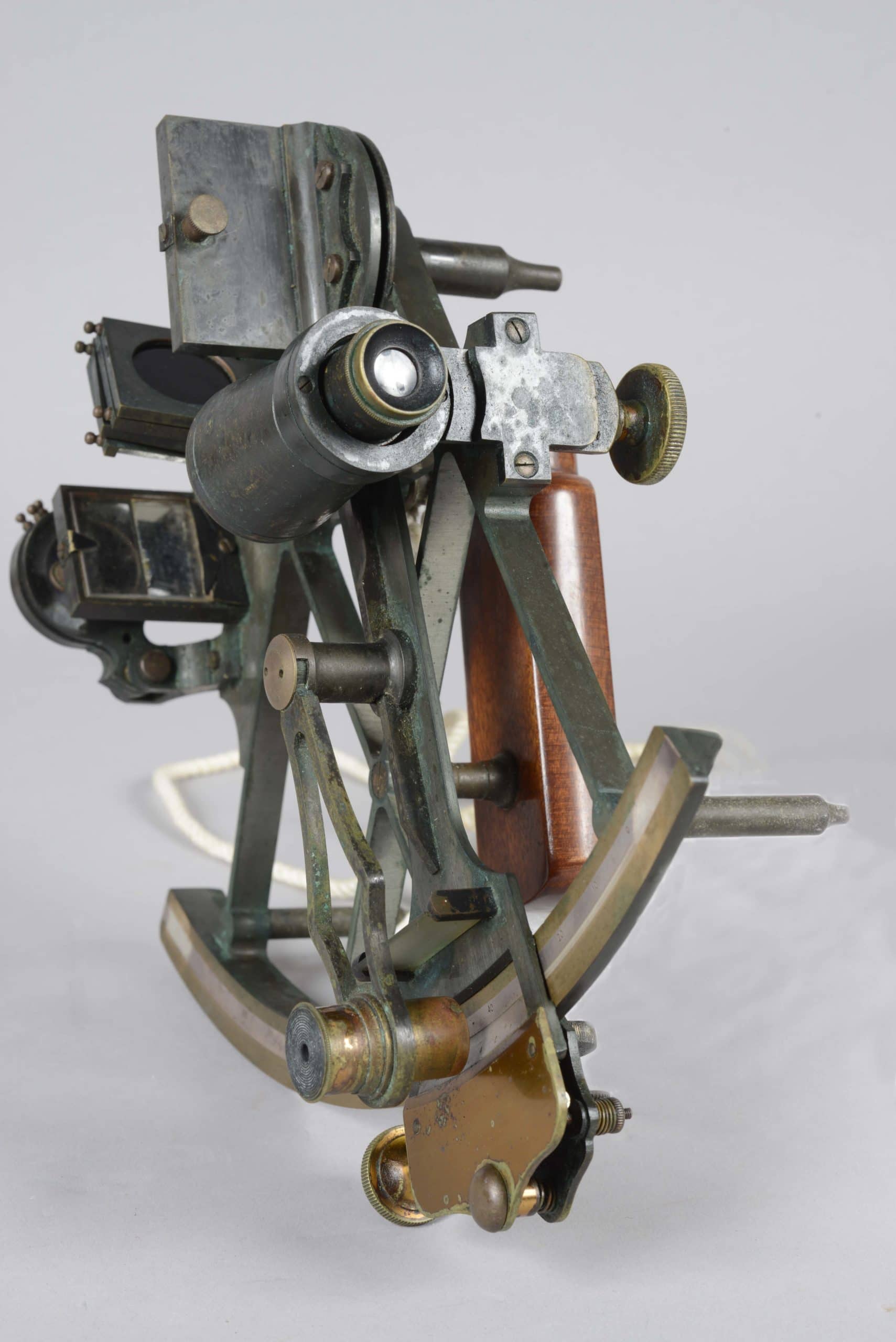 Vernier sextant