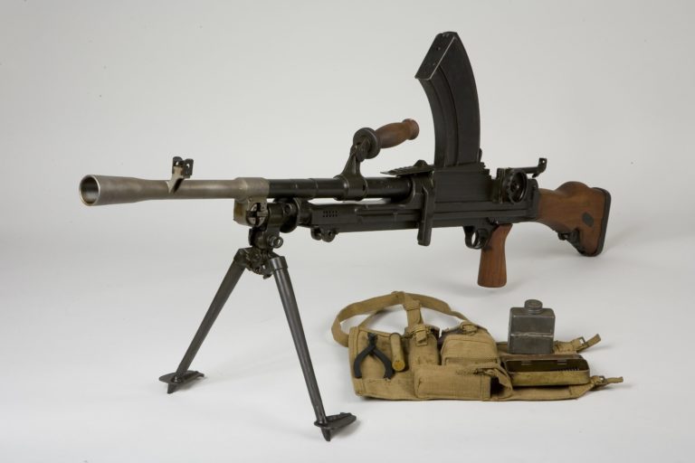 JCE 0011 Bren Mk1 machine gun (1) Bren Mk1 machine gun