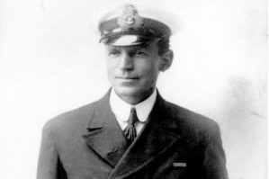 Frank Worsley Lieutenant-Commander Frank Worsley 1917